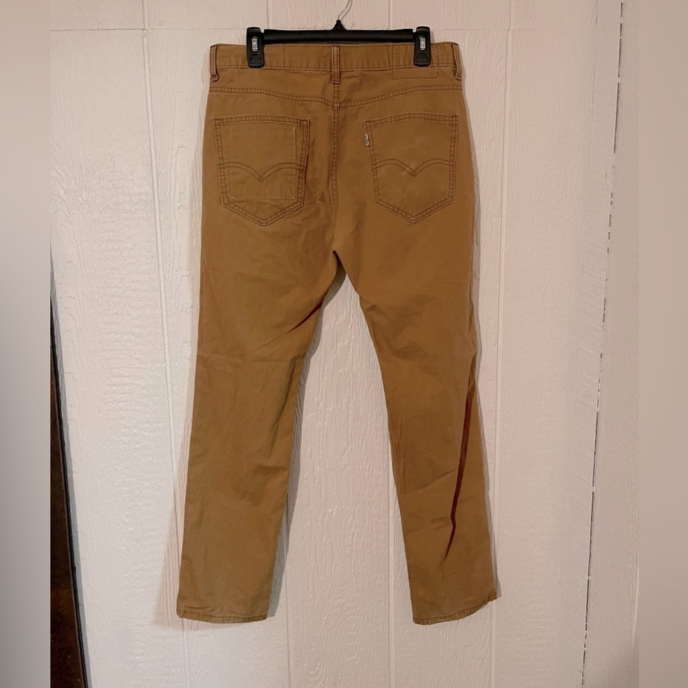 Levi’s - Picture 3 of 6